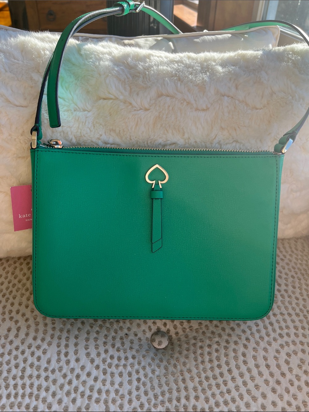 kate spade emerald green leather shoulder bag with gold spade charm